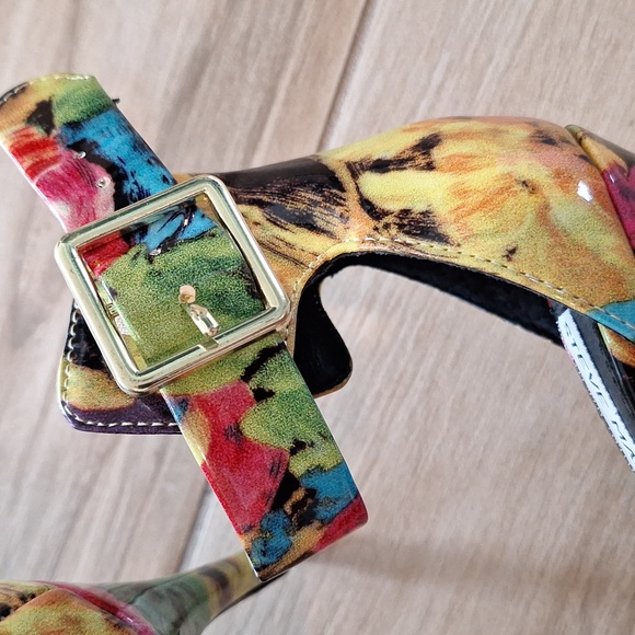 Steve Madden Marlenee Multicolor Patent Open Toe Ankle Strap Heels 6.5 - Picture 8 of 10